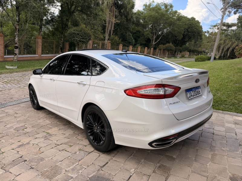 FUSION 2.0 TITANIUM FWD 16V GASOLINA 4P AUTOMÁTICO - 2014 - CAXIAS DO SUL