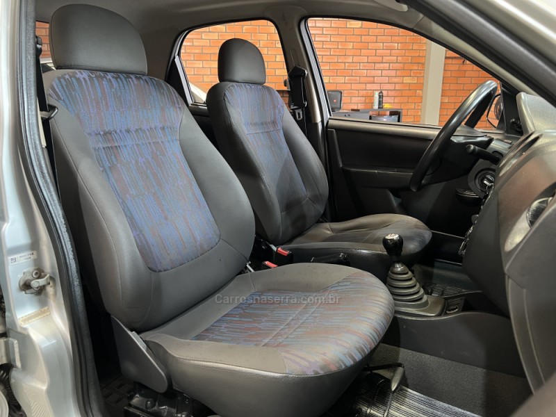 CELTA 1.0 MPFI LIFE 8V FLEX 4P MANUAL - 2009 - BENTO GONçALVES