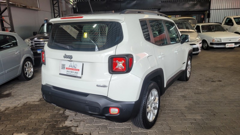 RENEGADE 1.8 16V FLEX LONGITUDE 4P AUTOMÁTICO - 2016 - GARIBALDI