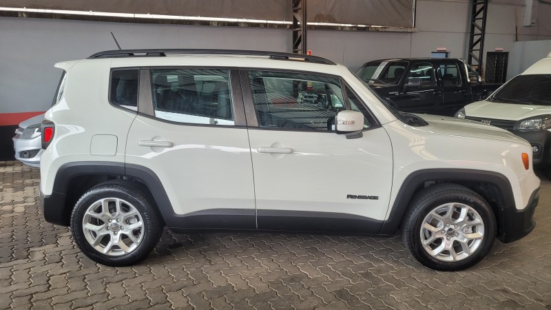 RENEGADE 1.8 16V FLEX LONGITUDE 4P AUTOMÁTICO - 2016 - GARIBALDI
