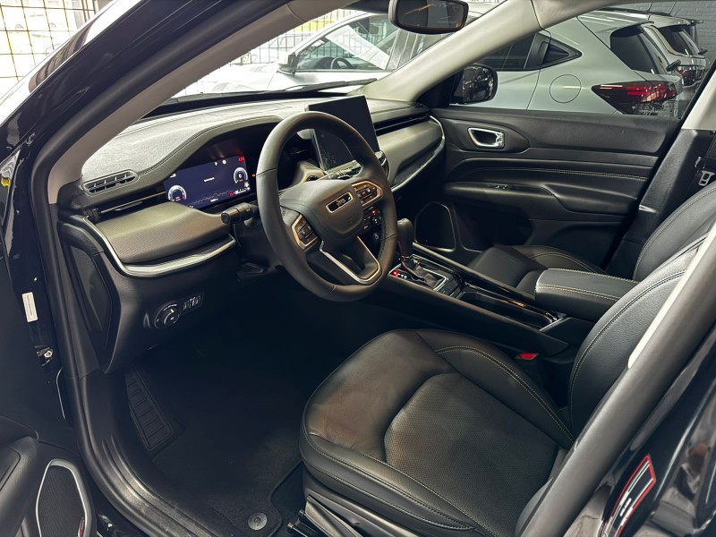 COMPASS 1.3 LONGITUDE T270 16V TURBO 4X2 FLEX 4P AUTOMÁTICO - 2025 - CAXIAS DO SUL