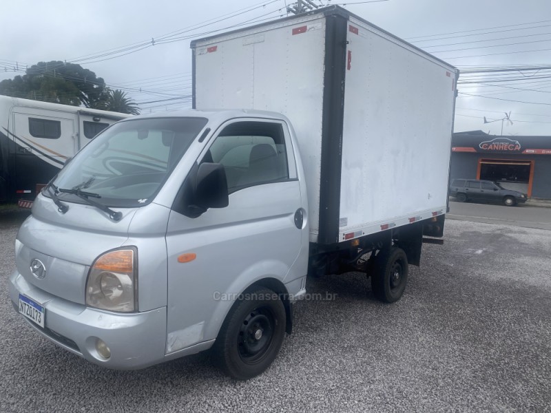 hr 2.5 tci hd bau 4x2 8v 97cv turbo intercooler diesel 2p manual 2012 caxias do sul