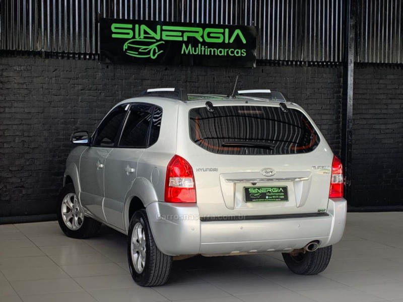 TUCSON 2.0 MPFI GLS 16V 143CV 2WD FLEX 4P AUTOMÁTICO - 2014 - CAXIAS DO SUL