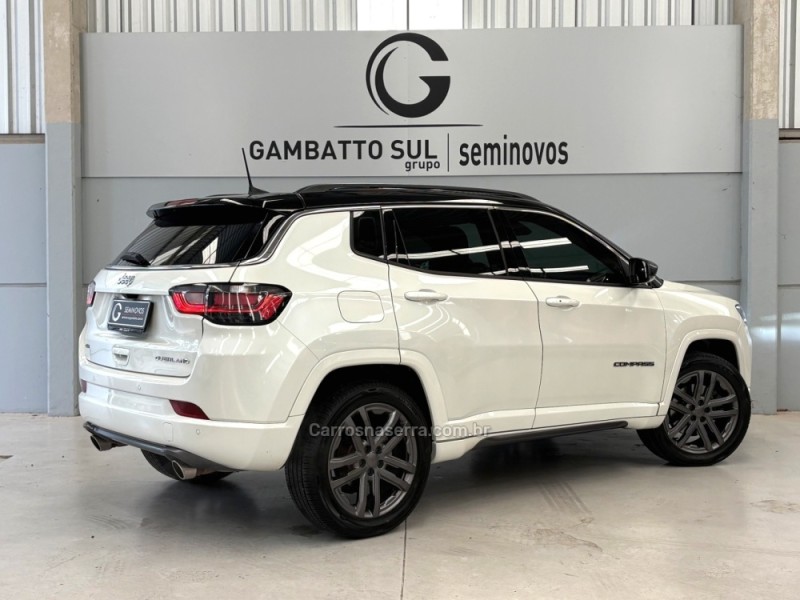 COMPASS 2.0 OVERLAND HURRICANE 4X4 TURBO GASOLINA 4P AUTOMÁTICO - 2025 - BENTO GONçALVES