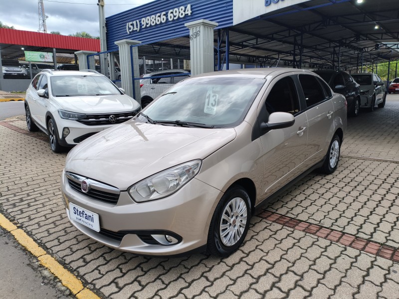 grand siena 1.4 mpi attractive 8v flex 4p manual 2013 bom principio
