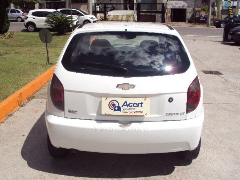 CELTA 1.0 MPFI LT 8V FLEX 4P MANUAL - 2015 - CAXIAS DO SUL