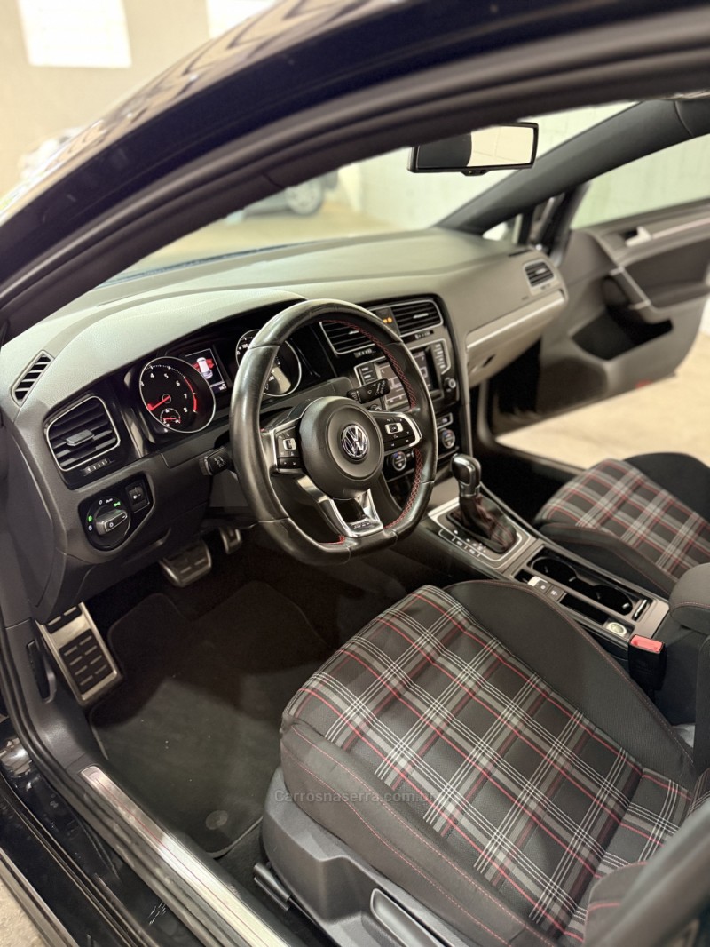 GOLF 2.0 GTI HIGHLINE 16V GASOLINA 4P AUTOMÁTICO - 2015 - ARROIO DO MEIO