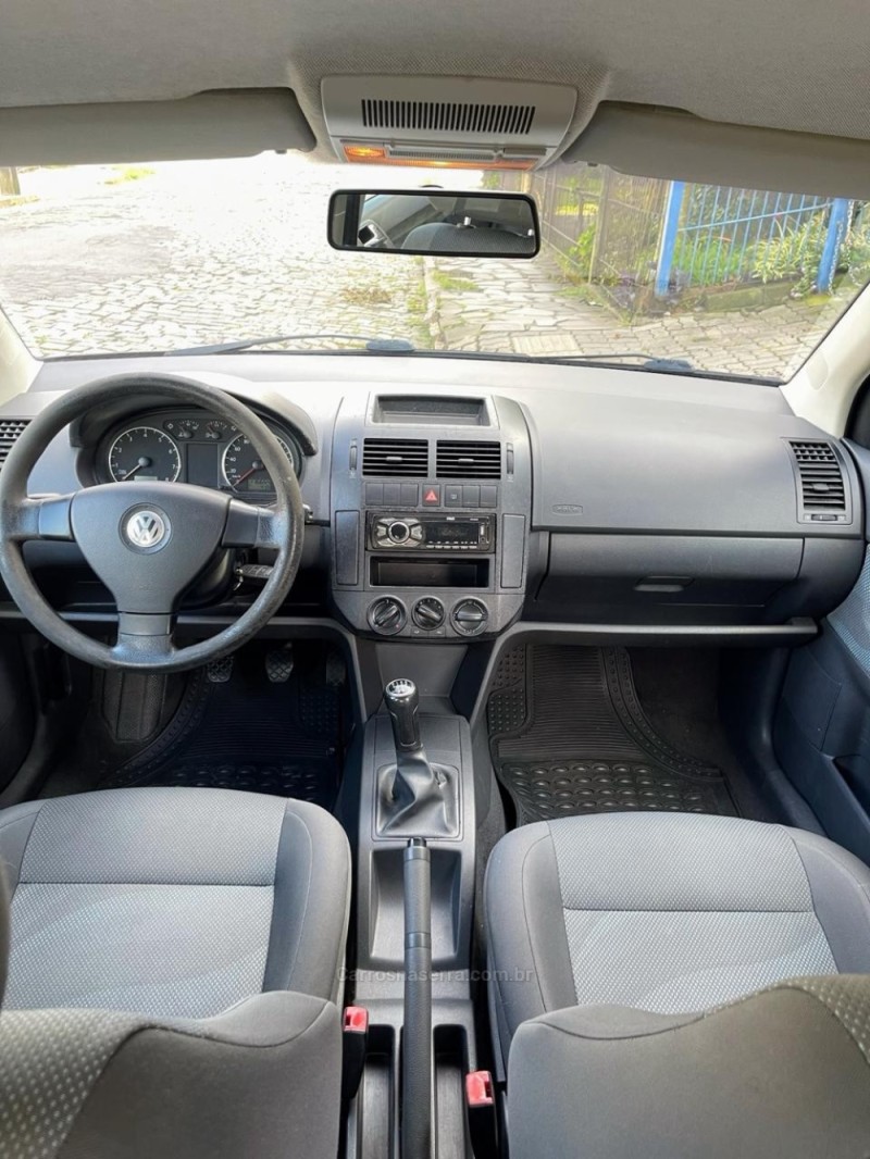 POLO SEDAN 1.6 MI 8V FLEX 4P MANUAL - 2009 - BENTO GONçALVES