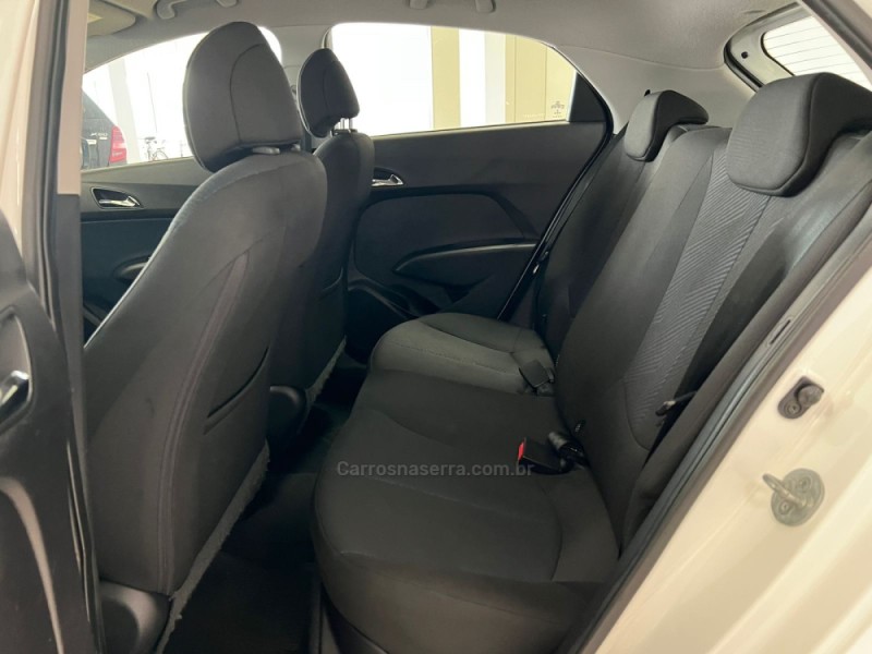 HB20 1.6 COMFORT 16V FLEX 4P MANUAL - 2015 - TAQUARA