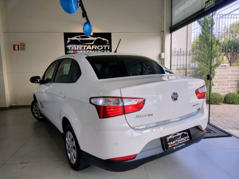 GRAND SIENA 1.0 ATTRACTIVE 8V FLEX 4P MANUAL - 2018 - CAXIAS DO SUL