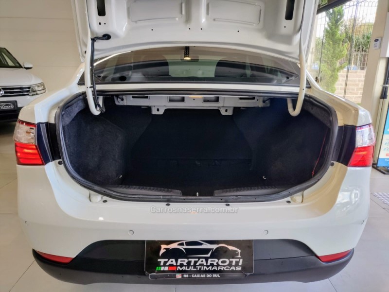 GRAND SIENA 1.0 ATTRACTIVE 8V FLEX 4P MANUAL - 2018 - CAXIAS DO SUL