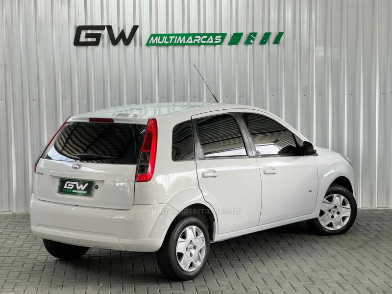 FIESTA 1.6 SE HATCH 16V FLEX 4P MANUAL - 2014 - CAXIAS DO SUL