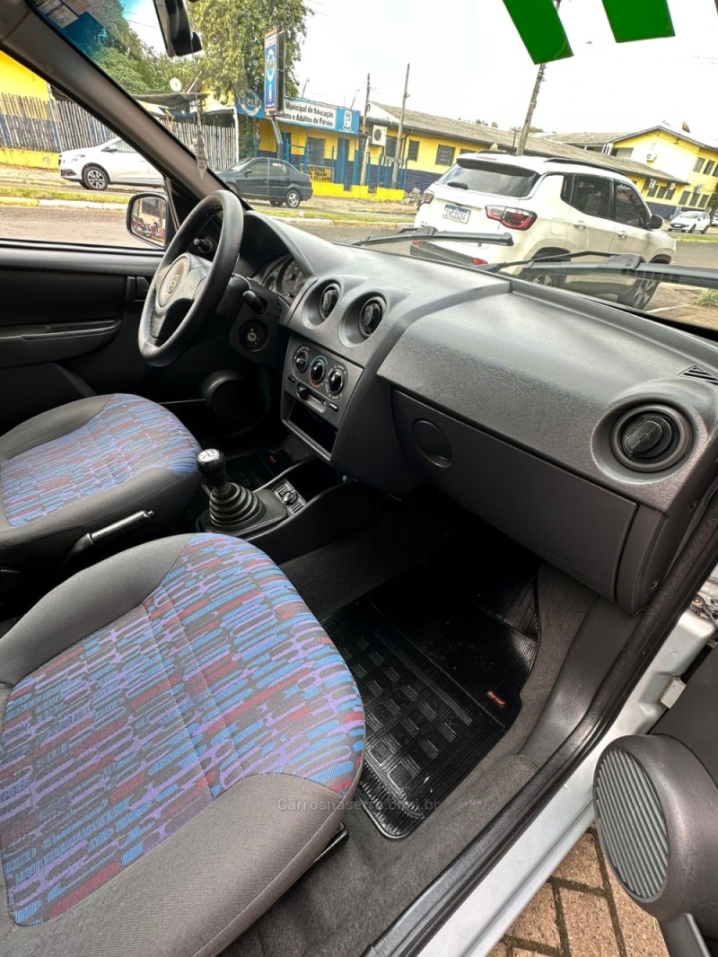 CELTA 1.0 MPFI SPIRIT 8V FLEX 2P MANUAL - 2011 - PAROBé