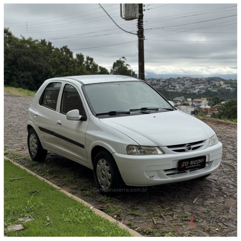 CELTA 1.0 MPFI VHC 8V GASOLINA 4P MANUAL - 2004 - CAMPO BOM
