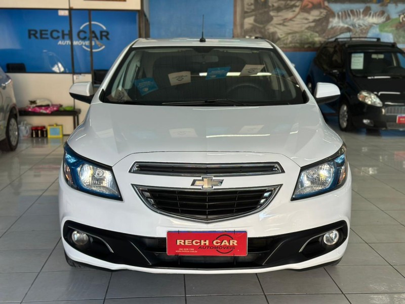 ONIX 1.4 MPFI LTZ 8V FLEX 4P MANUAL - 2014 - CAXIAS DO SUL