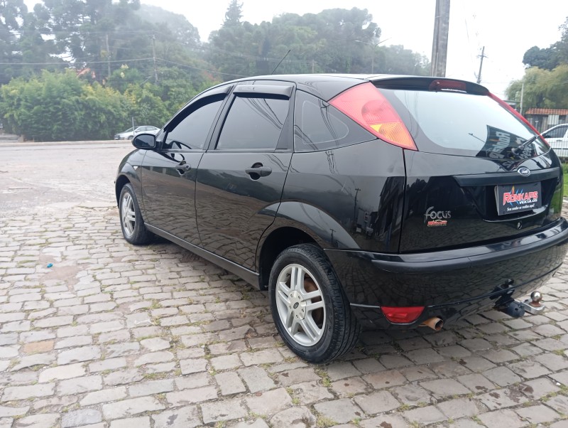 FOCUS 1.6 8V FLEX 4P MANUAL - 2007 - CAXIAS DO SUL