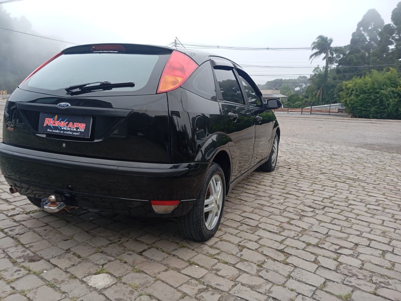 FOCUS 1.6 8V FLEX 4P MANUAL - 2007 - CAXIAS DO SUL