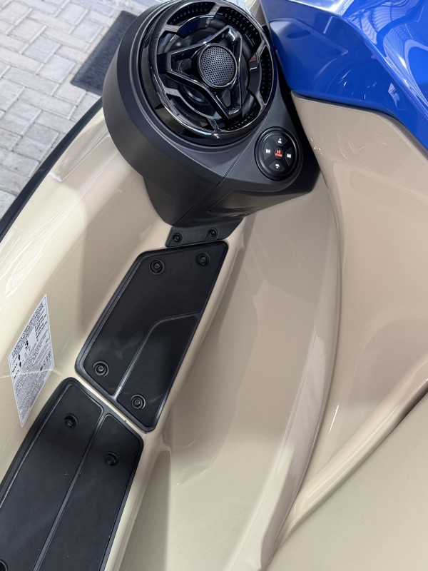 JET SKI WAKE 170 - 2026 - CAXIAS DO SUL