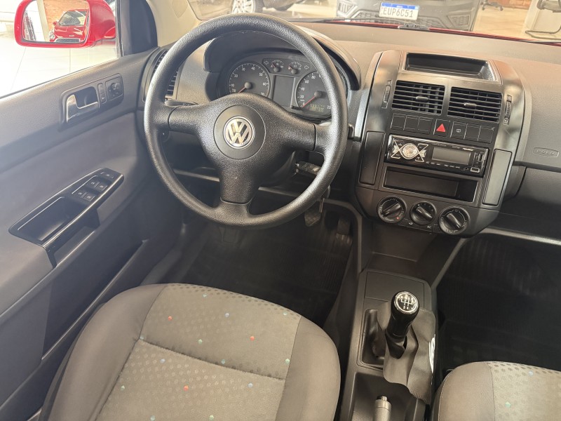 POLO 1.6 MI COMFORTLINE 8V FLEX 4P MANUAL - 2005 - FARROUPILHA
