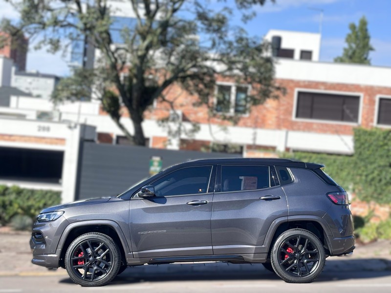 COMPASS 2.0 HURRICANE BLACKHAWK 4X4 TURBO GASOLINA 4P AUTOMÁTICO - 2026 - FARROUPILHA