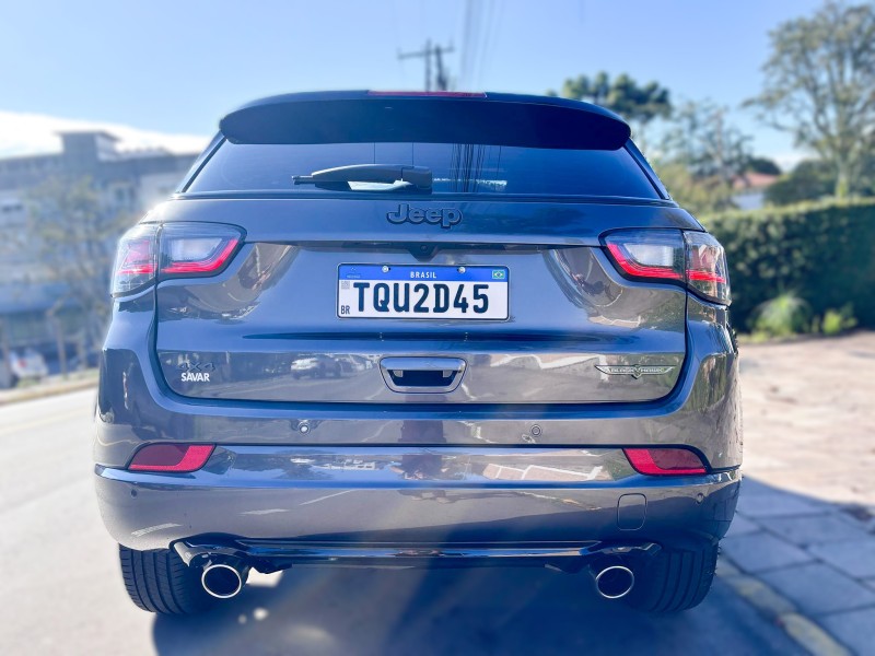 COMPASS 2.0 HURRICANE BLACKHAWK 4X4 TURBO GASOLINA 4P AUTOMÁTICO - 2026 - FARROUPILHA