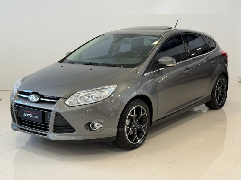 focus 2.0 titanium hatch 16v flex 4p automatico 2015 bento goncalves