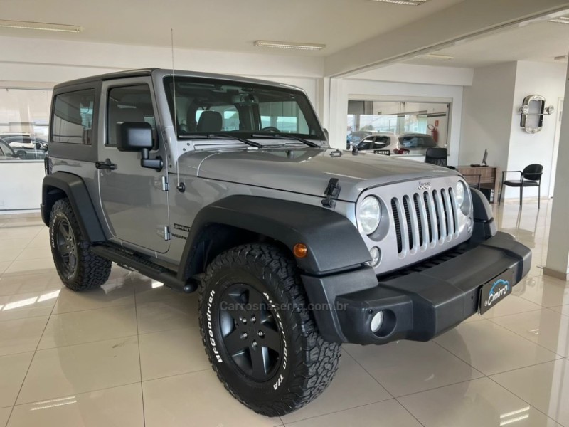 wrangler 3.6 sport 4x4 v6 24v gasolina 2p automatico 2014 taquara