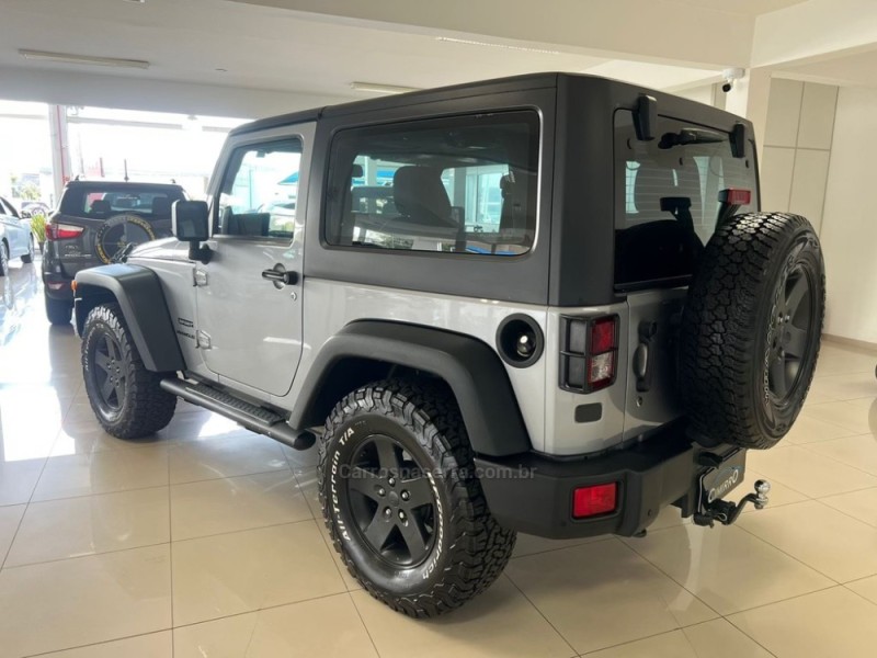 WRANGLER 3.6 SPORT 4X4 V6 24V GASOLINA 2P AUTOMÁTICO - 2014 - TAQUARA