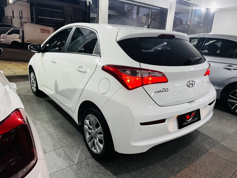 HB20 1.6 COMFORT 16V FLEX 4P MANUAL - 2018 - CAXIAS DO SUL