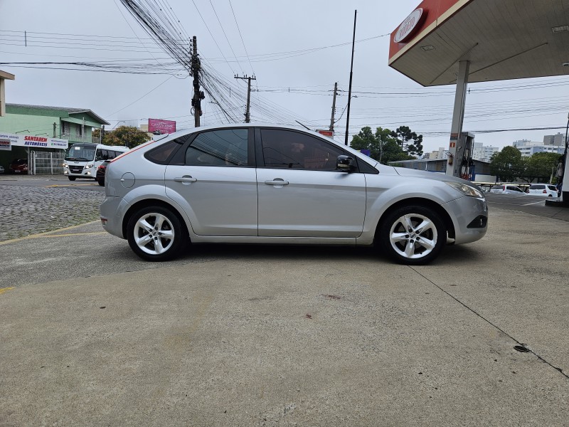 FOCUS 2.0 HA 16V GASOLINA 4P MANUAL - 2009 - CAXIAS DO SUL