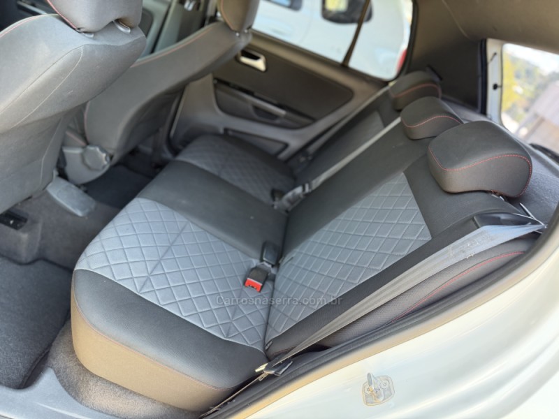 FOX 1.6 MSI XTREME 8V FLEX 4P MANUAL - 2022 - NOVA PRATA