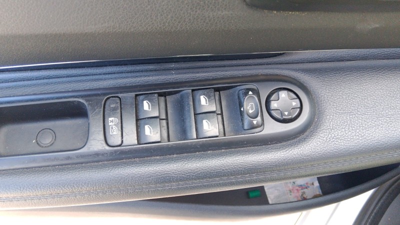 3008 1.6 GRIFFE THP 16V GASOLINA 4P AUTOMÁTICO - 2014 - CAXIAS DO SUL