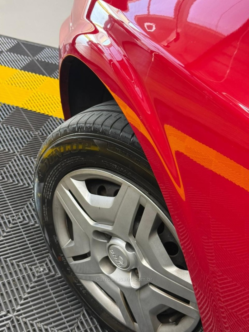 PRISMA 1.4 MPFI LT 8V FLEX 4P MANUAL - 2012 - LAJEADO