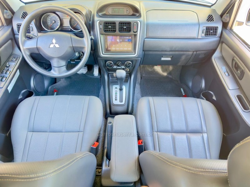 PAJERO TR4 2.0 4X4 16V 140CV FLEX 4P AUTOMÁTICO - 2013 - BENTO GONçALVES