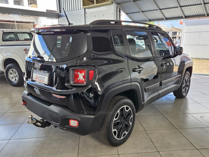 RENEGADE 2.0 16V TURBO DIESEL TRAILHAWK 4P 4X4 AUTOMÁTICO - 2016 - TAPEJARA