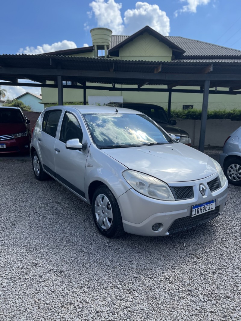 sandero 1.6 expression 8v flex 4p manual 2010 caxias do sul