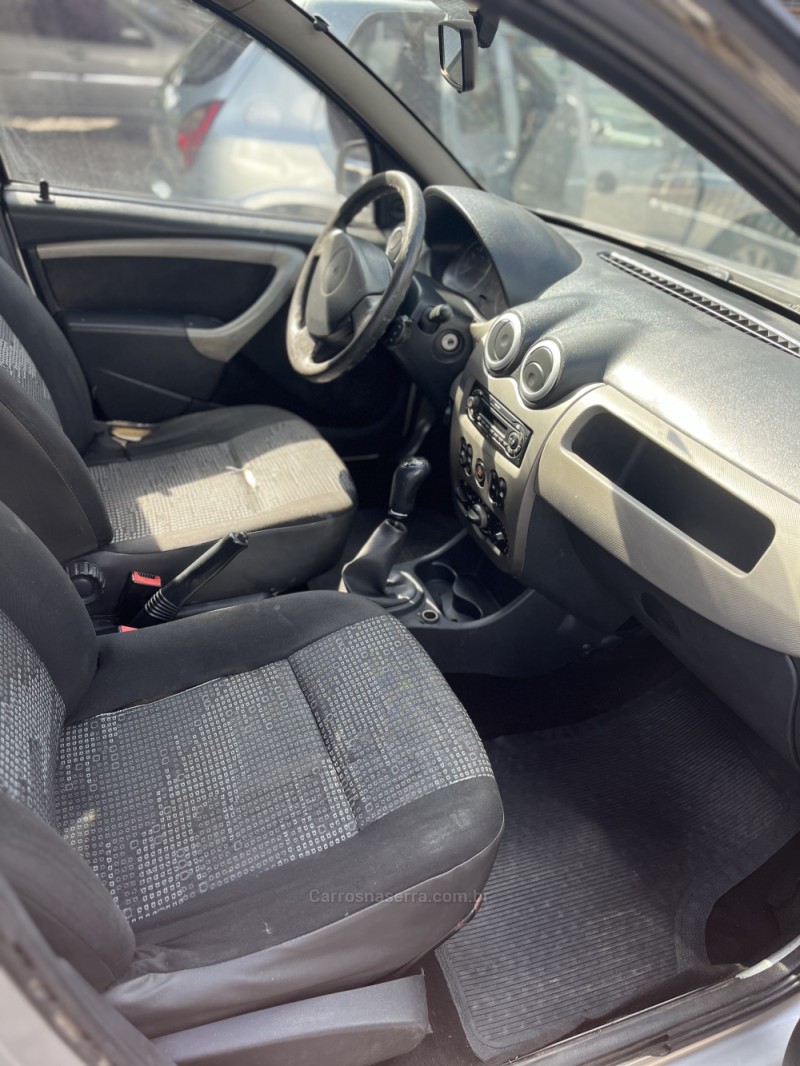 SANDERO 1.6 EXPRESSION 8V FLEX 4P MANUAL - 2010 - CAXIAS DO SUL