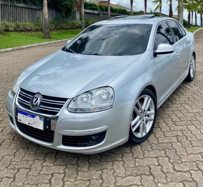 jetta 2.5 i 20v 170cv gasolina 4p tiptronic 2010 estancia velha