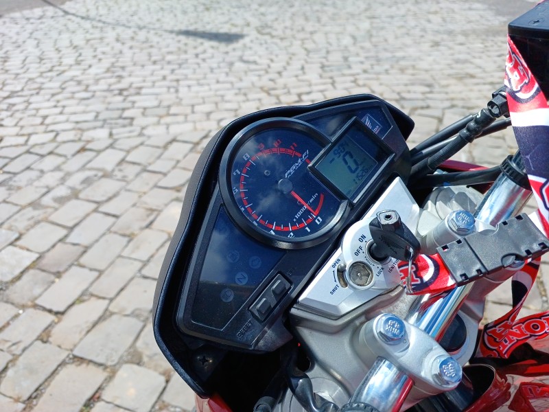 CB 300R  - 2013 - FLORES DA CUNHA