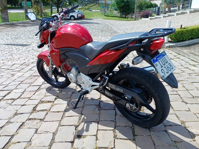 CB 300R  - 2013 - FLORES DA CUNHA