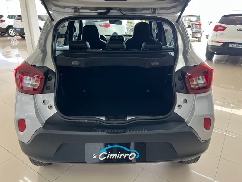KWID 1.0 12V SCE FLEX INTENSE MANUAL - 2025 - TAQUARA