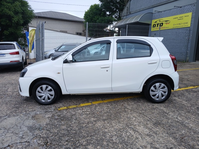 ETIOS 1.3 X 16V FLEX 4P MANUAL - 2020 - FARROUPILHA