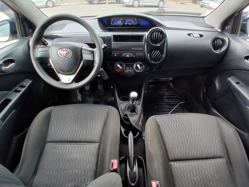 ETIOS 1.3 X 16V FLEX 4P MANUAL - 2020 - FARROUPILHA