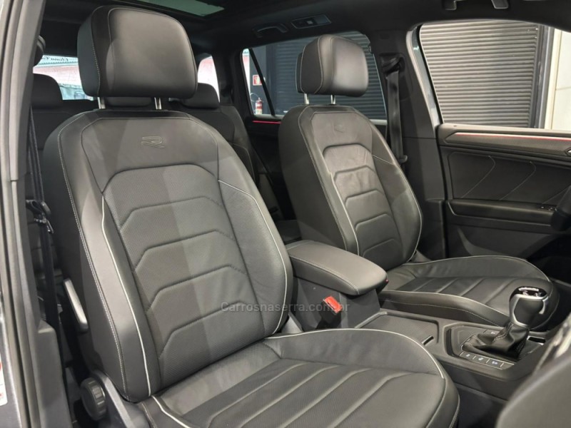 TIGUAN 2.0 ALLSPACE R-LINE 300 TSI GASOLINA 4P AUTOMÁTICO - 2024 - FLORES DA CUNHA