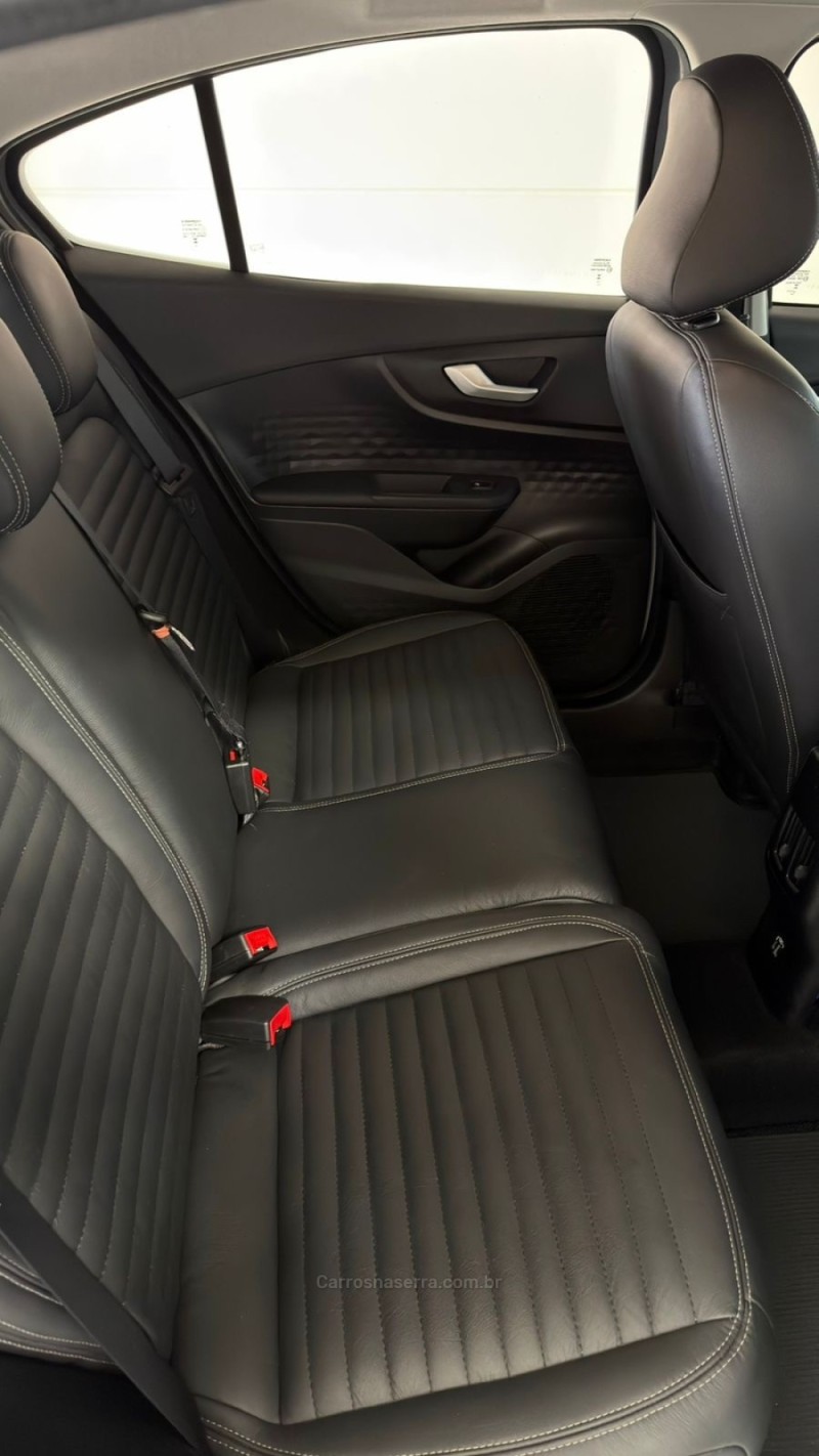 FASTBACK 1.0 200 TURBO DRIVE FLEX 4P AUTOMÁTICO - 2024 - GARIBALDI