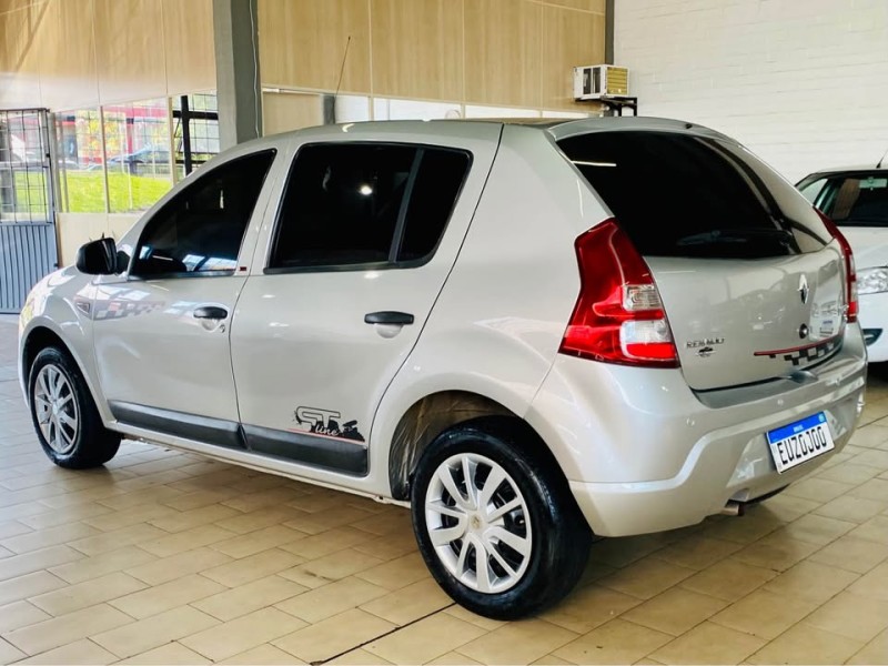 SANDERO 1.6 EXPRESSION 8V FLEX 4P MANUAL - 2012 - CAXIAS DO SUL