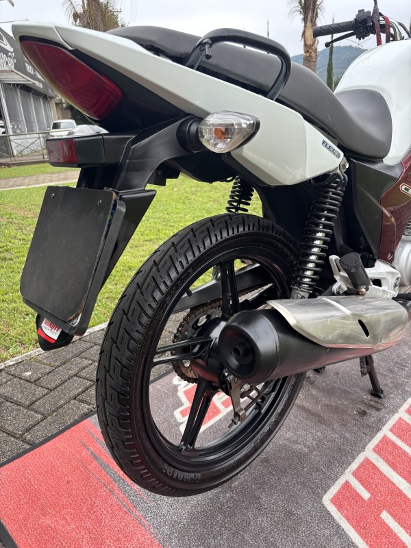 CG 150 TITAN ESD - 2014 - FELIZ