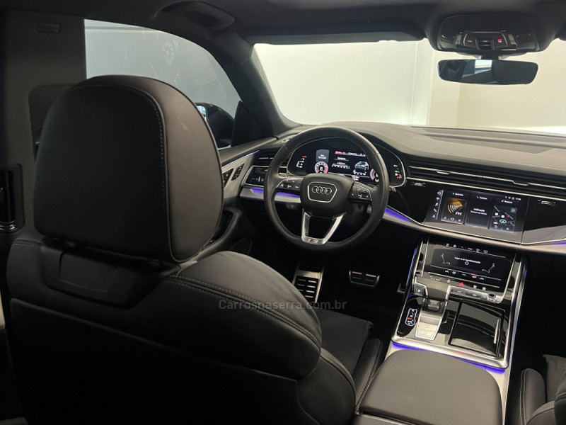 Q8 3.0 TFSI PERFORMANCE BLACK QUATTRO V6 24V GASOLINA 4P S-TRONIC - 2023 - FLORES DA CUNHA