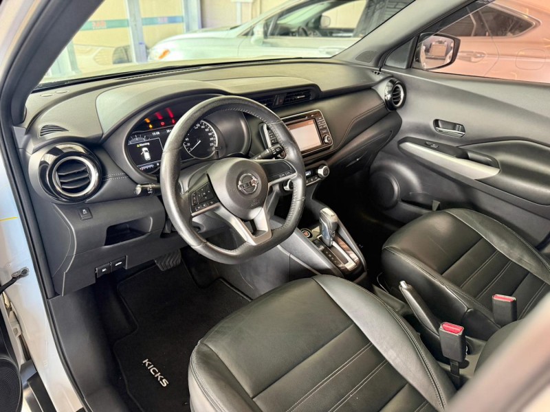 KICKS 1.6 16V FLEX SL 4P XTRONIC - 2017 - CAXIAS DO SUL