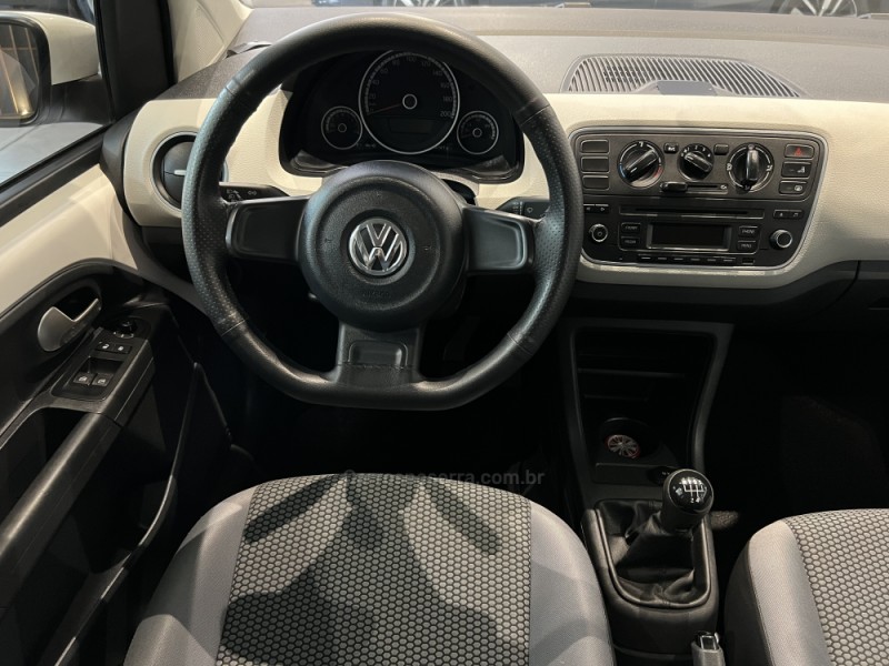 UP 1.0 MPI MOVE UP 12V FLEX 4P MANUAL - 2015 - CAXIAS DO SUL